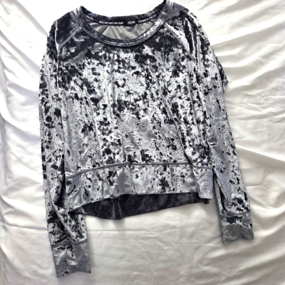 22Fresh Silver Crushed Velvet Sweatshirt Small